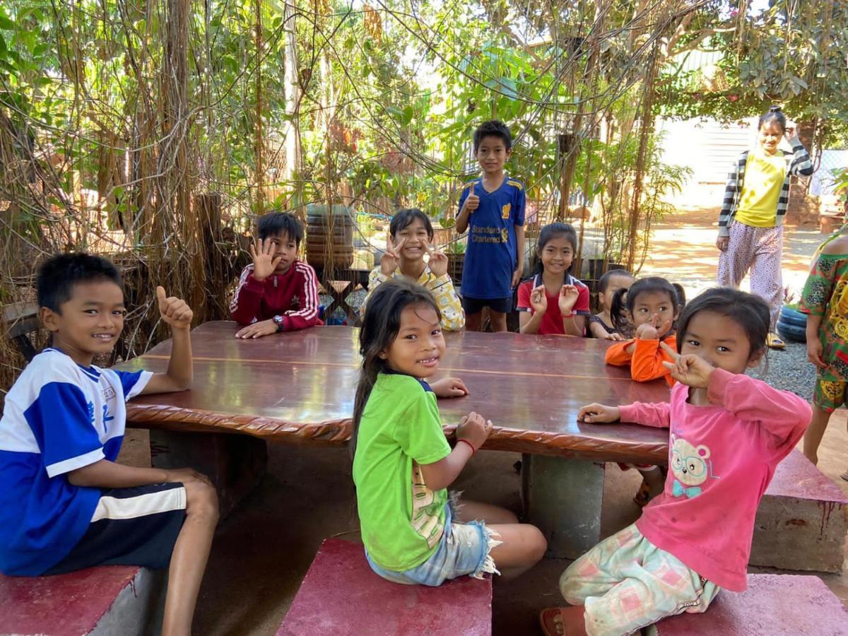 Ratanakiri Homestay & Jungle Trek Banlung Exterior foto