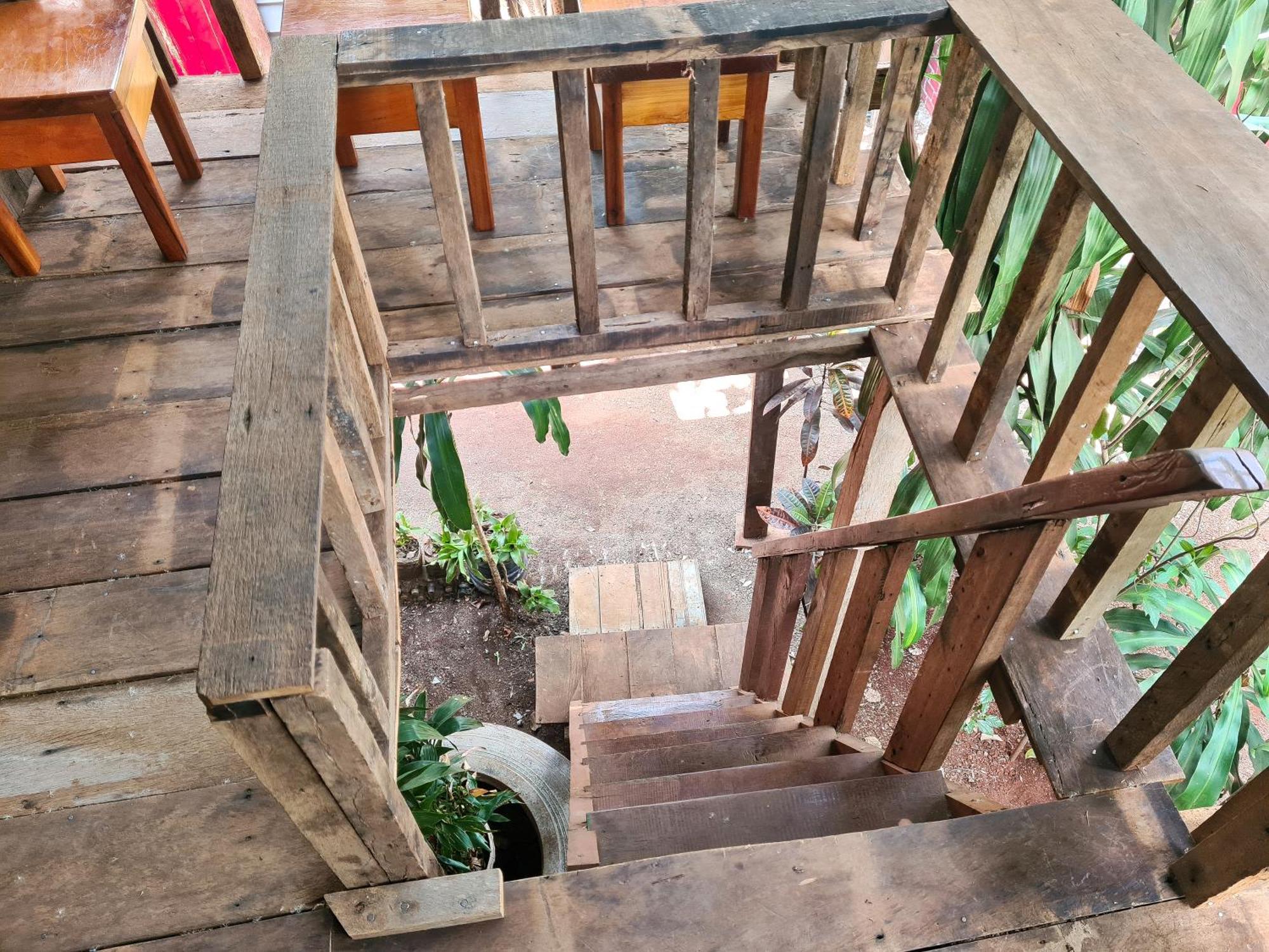Ratanakiri Homestay & Jungle Trek Banlung Exterior foto