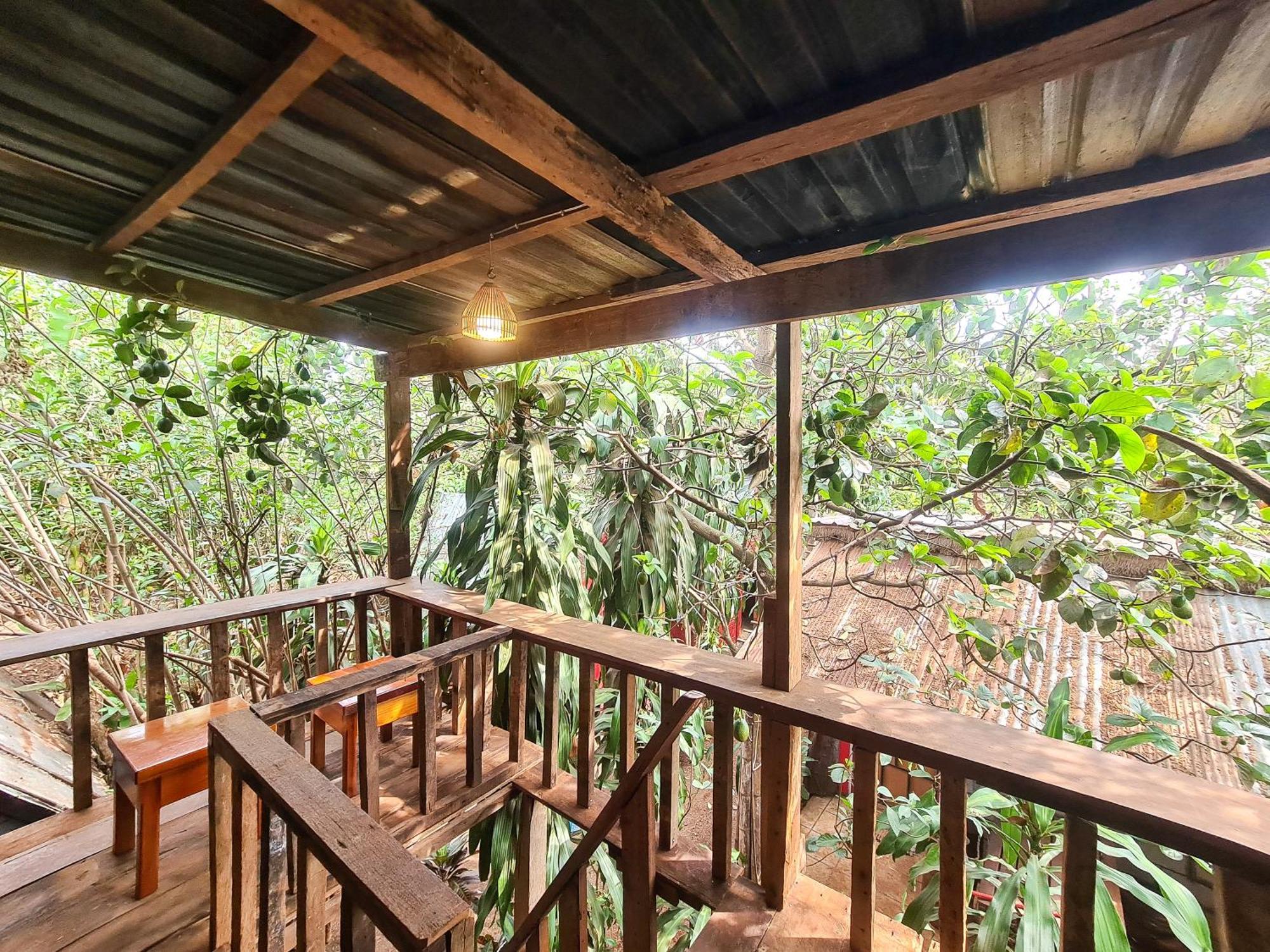 Ratanakiri Homestay & Jungle Trek Banlung Exterior foto